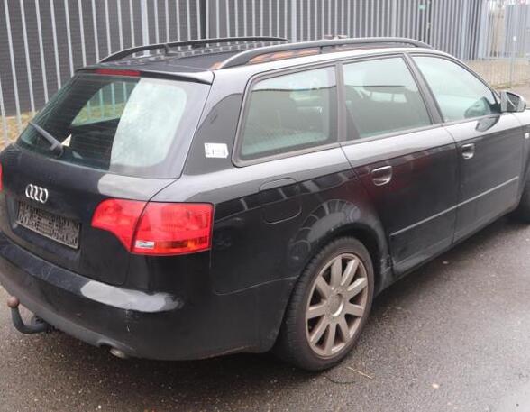 Rückleuchte rechts Audi A4 Avant 8E, B7 8E9945096E P15018954