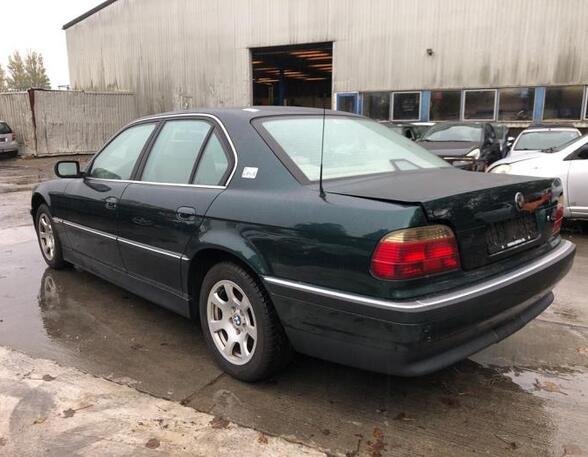 Rückleuchte links BMW 7er E38  P17519815