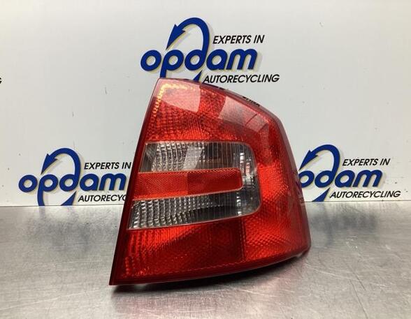 Combination Rearlight SKODA OCTAVIA II (1Z3)