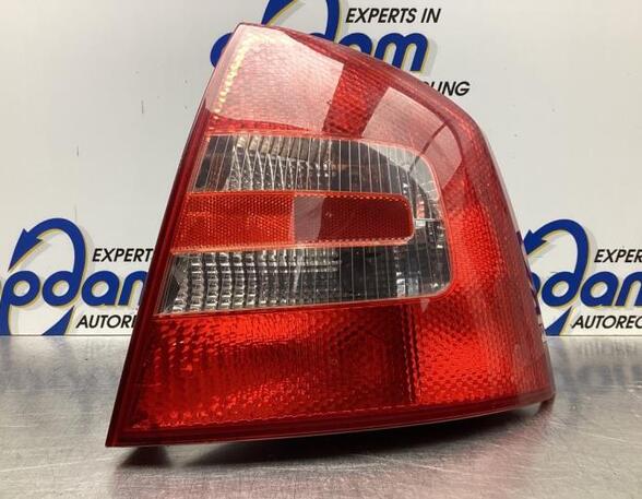 Combination Rearlight SKODA OCTAVIA II (1Z3)