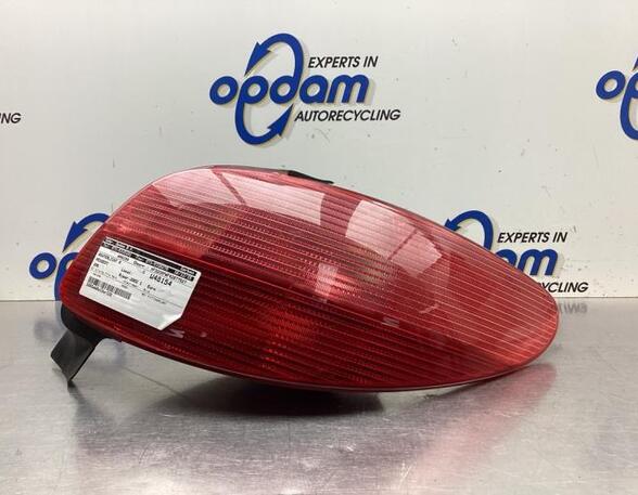 Combination Rearlight PEUGEOT 206 Hatchback (2A/C), PEUGEOT 206 Saloon, PEUGEOT 206 SW (2E/K)