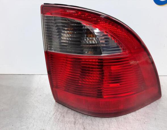 Combination Rearlight SAAB 9-5 Estate (YS3E)