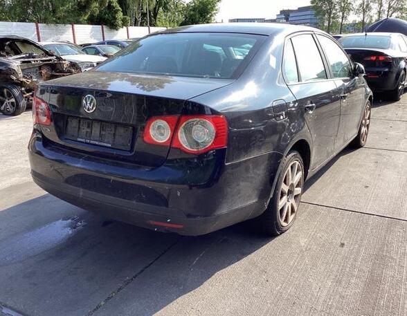 
Rückleuchte rechts VW Jetta III 1K5/1KM 1K5945096M P19079865
