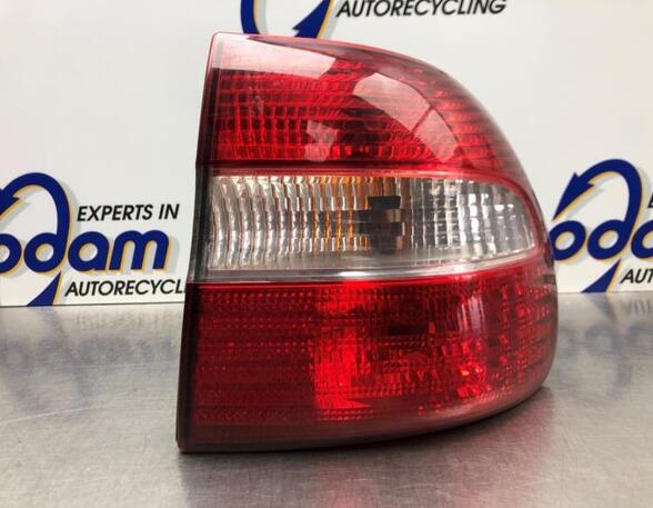 Combination Rearlight VOLVO V40 Estate (645)