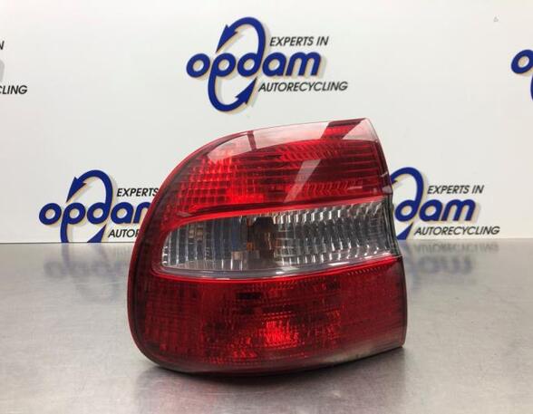 Combination Rearlight VOLVO V40 Estate (645)