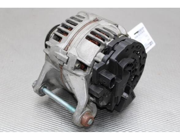 Alternator VW PASSAT (3B2)