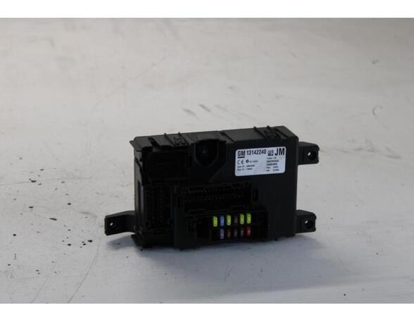 Fuse Box OPEL CORSA D (S07)