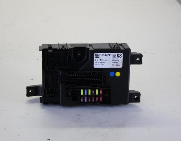 Fuse Box OPEL CORSA D (S07)