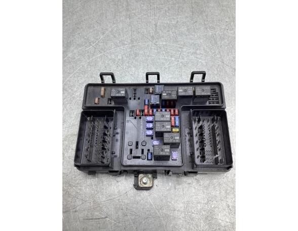 Fuse Box FORD MONDEO IV (BA7), FORD MONDEO V Hatchback (CE)