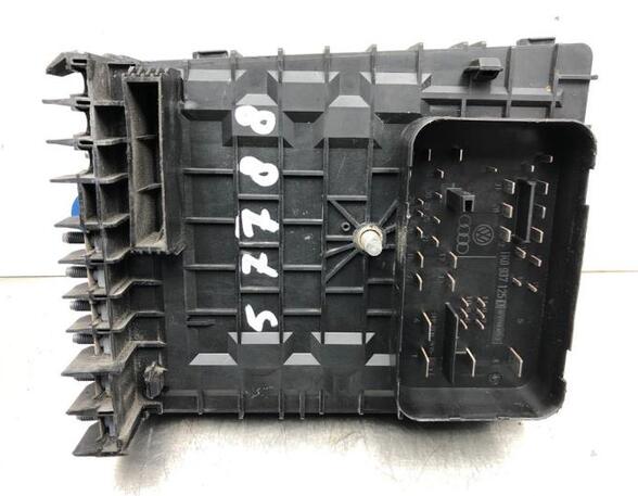 Fuse Box VW GOLF V Variant (1K5), VW GOLF VI Variant (AJ5), VW GOLF VI (5K1), VW GOLF VAN VI Variant (AJ5)