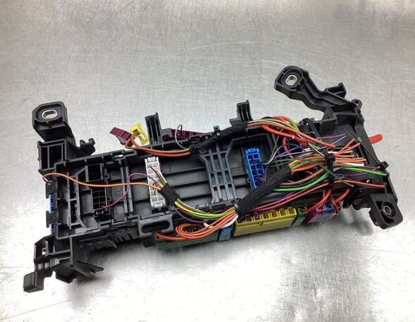 Fuse Box MERCEDES-BENZ A-CLASS (W176)