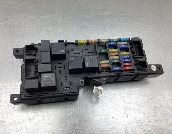 Fuse Box VOLVO V70 II (285), VOLVO XC70 CROSS COUNTRY (295)