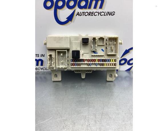 Fuse Box VOLVO C30 (533)