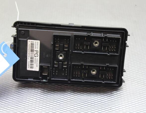 Fuse Box CHEVROLET AVEO / KALOS Hatchback (T250, T255), CHEVROLET AVEO Hatchback (T300)