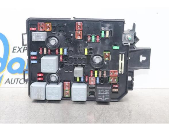 Fuse Box OPEL CORSA E (X15)