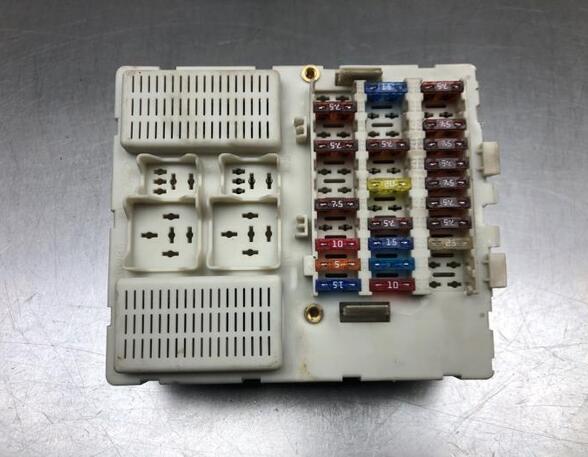 Fuse Box FORD TRANSIT CONNECT (P65_, P70_, P80_)