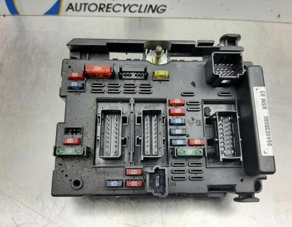 Fuse Box CITROËN XSARA Break (N2)