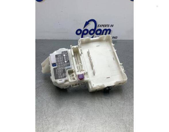 Fuse Box OPEL AGILA (B) (H08)