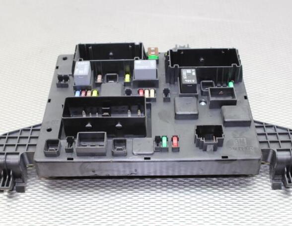 Fuse Box OPEL ASTRA J (P10), OPEL ASTRA J Sports Tourer (P10)