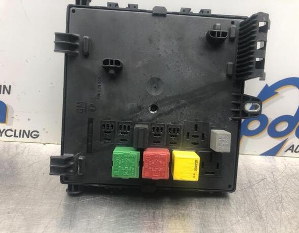 Fuse Box OPEL VECTRA C GTS (Z02), OPEL VECTRA C (Z02)