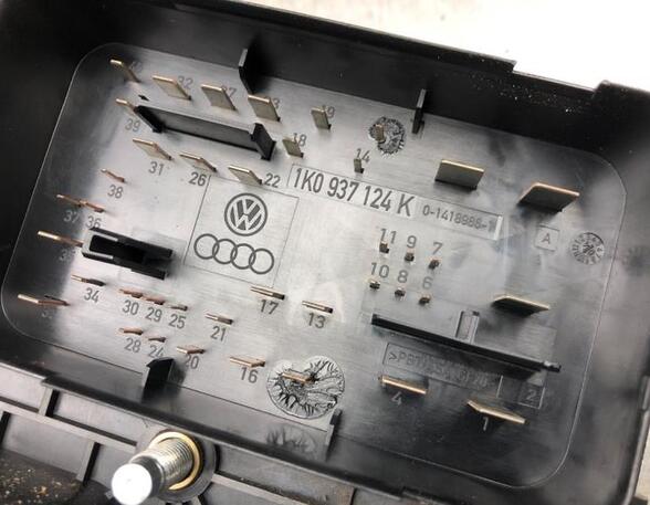 Fuse Box VW GOLF V (1K1), VW GOLF VI (5K1)