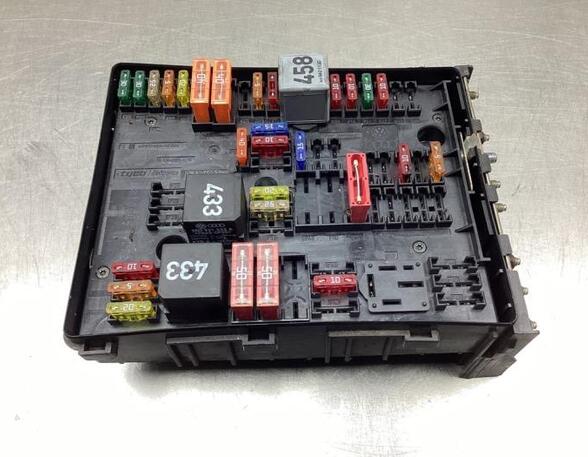 Fuse Box VW TOURAN (1T1, 1T2), VW TOURAN (1T3), VW TOURAN VAN (1T1, 1T2)