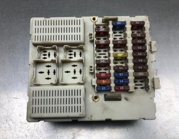 Fuse Box FORD TRANSIT CONNECT (P65_, P70_, P80_)