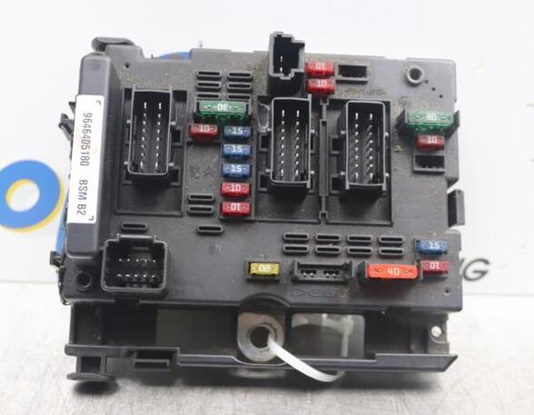 Fuse Box PEUGEOT 307 SW (3H), PEUGEOT 307 Break (3E)