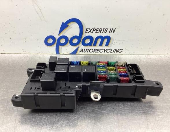 Fuse Box VOLVO S60 I (384)