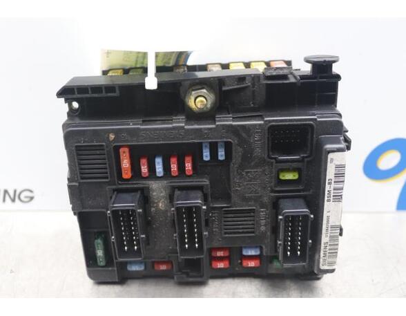 Fuse Box PEUGEOT 206 SW (2E/K)