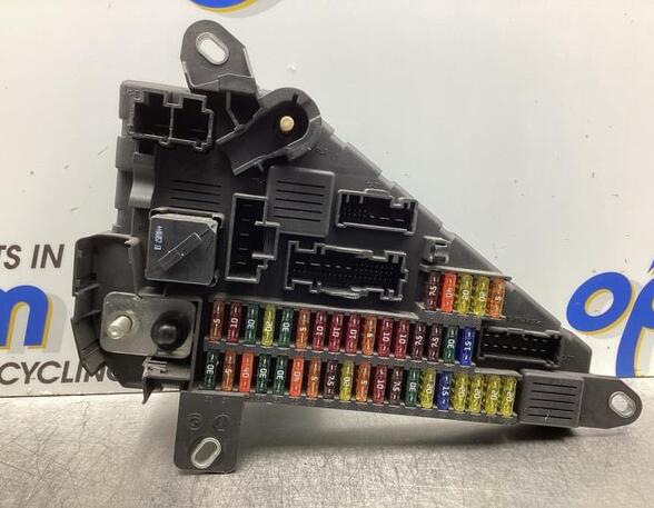 Fuse Box BMW 5 (E60), BMW 5 (F10)