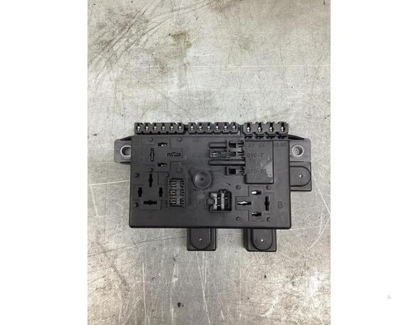 Fuse Box MERCEDES-BENZ V-CLASS (W447), MERCEDES-BENZ EQV (W447), MERCEDES-BENZ MARCO POLO Camper (W447)