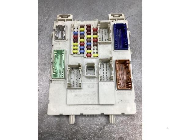 Fuse Box FORD GRAND C-MAX (DXA/CB7, DXA/CEU)