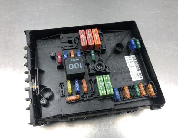 Fuse Box VW GOLF V (1K1), VW GOLF VI (5K1)