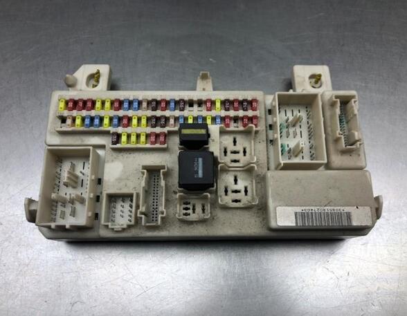 Fuse Box FORD FOCUS C-MAX (DM2), FORD C-MAX (DM2), FORD KUGA I, FORD KUGA II (DM2)