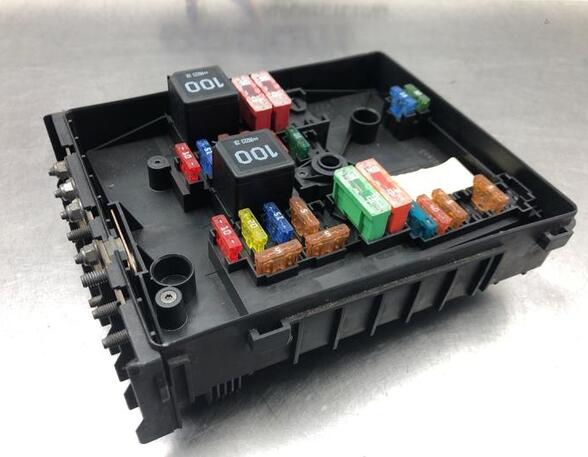 Fuse Box VW GOLF V (1K1), VW GOLF VI (5K1)