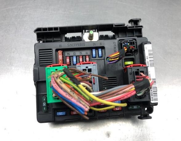 Fuse Box PEUGEOT 1007 (KM_)