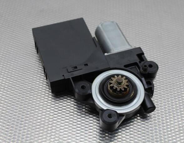 Electric Window Lift Motor VOLVO V50 (545)