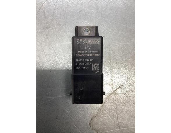 Glow Plug Relay Preheating FORD FOCUS III Turnier