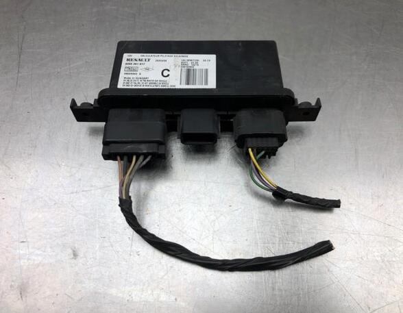 Control unit for lighting RENAULT CLIO III (BR0/1, CR0/1), RENAULT CLIO IV (BH_), RENAULT CLIO II (BB_, CB_)