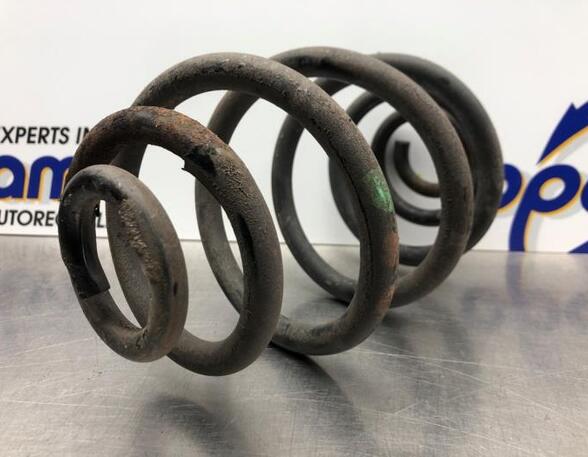 Coil Spring VW PASSAT (3B3)