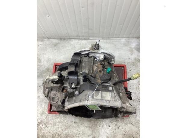 Manual Transmission RENAULT TRAFIC III Van (FG_)