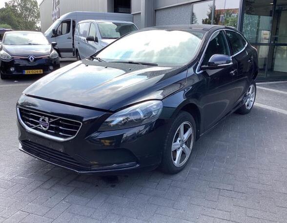 Manual Transmission VOLVO V40 Hatchback (525, 526), VOLVO V40 Cross Country (526)