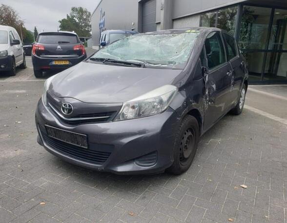 Schaltgetriebe Toyota Yaris P13 XXXXX P13889972