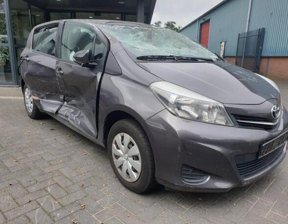 Schaltgetriebe Toyota Yaris P13 XXXXX P13889972