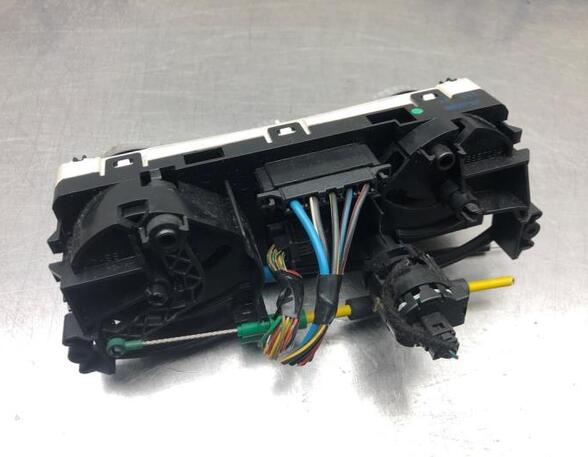 Heating & Ventilation Control Assembly MITSUBISHI COLT CZC Convertible (RG)