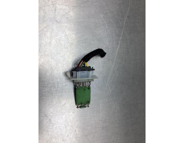 Resistor Interior Blower VW GOLF V (1K1)