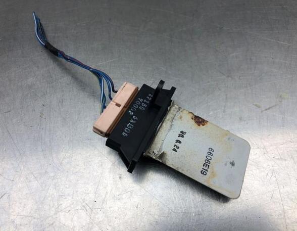 Resistor Interior Blower NISSAN MICRA II (K11)