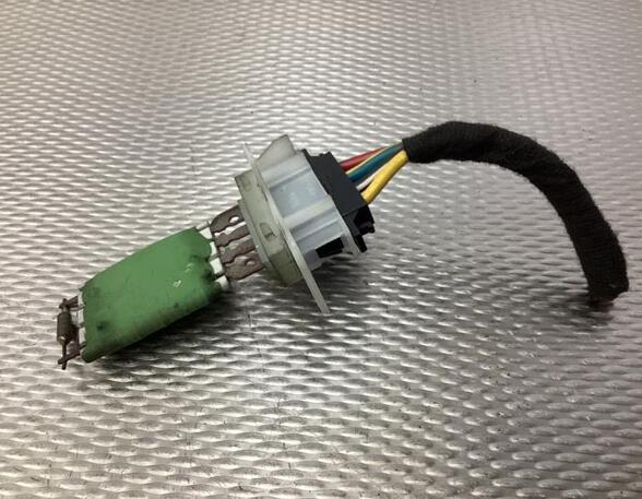 Resistor Interior Blower VW GOLF V (1K1)