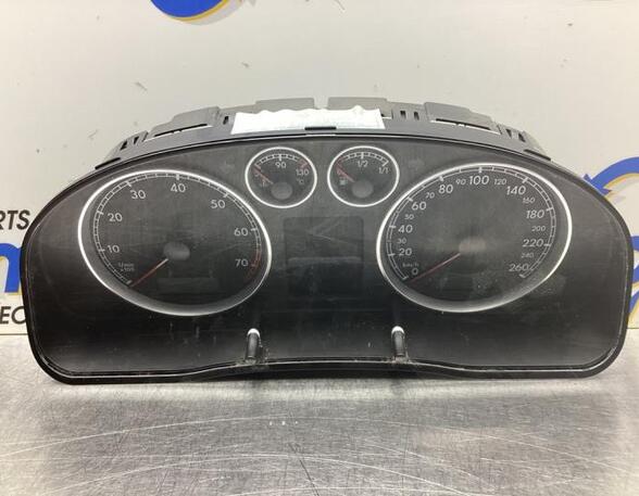 Tachometer (Revolution Counter) VW PASSAT Variant (3B6)